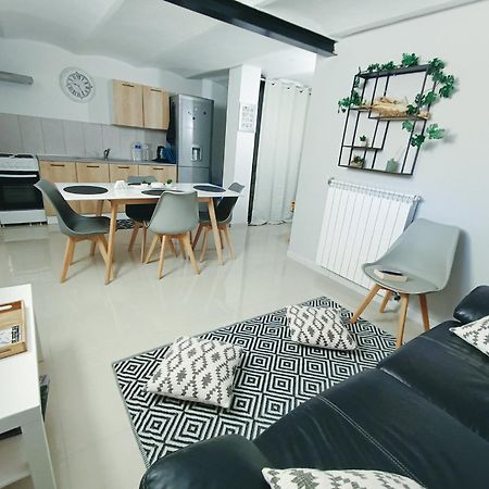 Villa Avec Piscine Et 3 Logements Ideale Groupe Marseille Kültér fotó